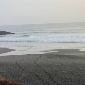 2月16日千葉北、東浪見の朝の波の画像