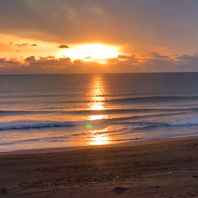 1月26日千葉北、東浪見の朝の波の画像