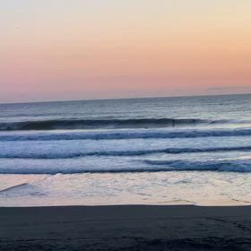 3月1日千葉北、東浪見の朝の波の画像