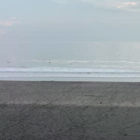 9月4日千葉北、東浪見の朝の波の画像