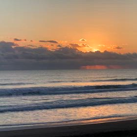 1月2日千葉北、東浪見の朝の波の画像