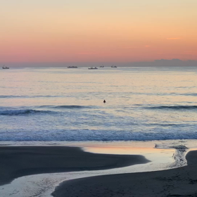 1月10日千葉北、東浪見の朝の波の画像