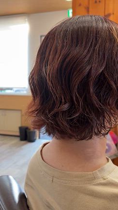 岐阜市】40代・50代におすすめ！秋のふんわりボブパーマで朝3分の簡単スタイリングの記事動画