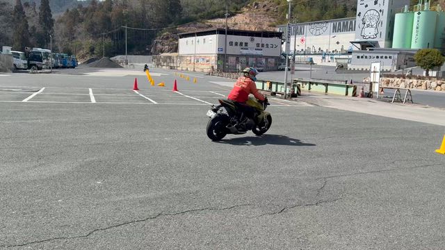 信楽練習会でライダーズカードをもらったよの記事動画