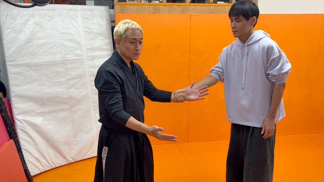 空骨で動く(￣▽￣)の記事動画