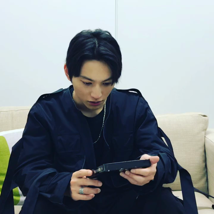 SKY-HI（日高光啓）さんのプロフィールページ