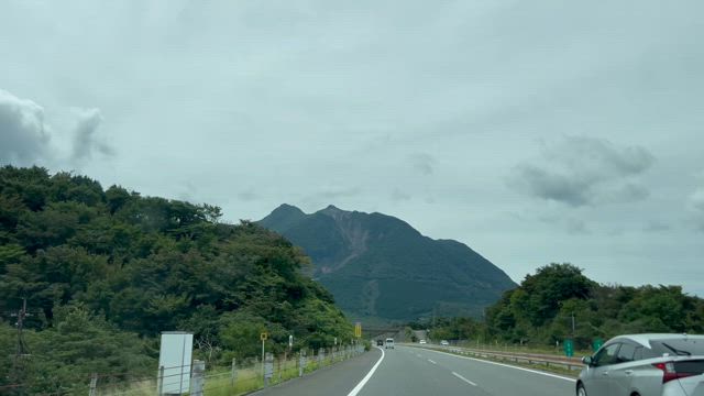 結婚15年目に突入ー！湯布院旅行。の記事動画