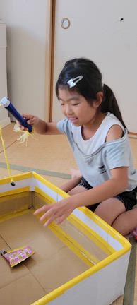 子どもも大人も笑顔で楽しめる温かいみんなの居場所/ワークショップ体験/手型/パンやお弁当/白子町の記事動画