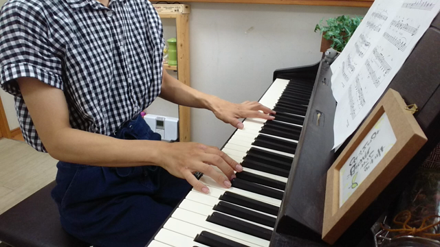 コンプレックスありますか？の記事動画