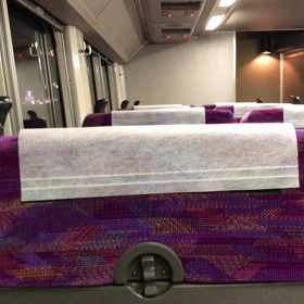 電車内／動画の画像