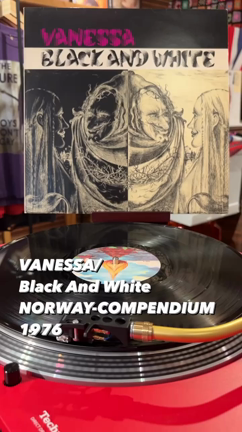 【今日のレコード】VANESSA/Black And Whiteの記事動画