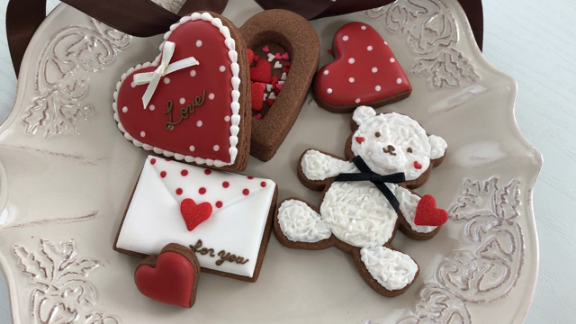 バレンタインは真っ赤なハートでキュート♡バレンタイン告知！もこもこくまちゃんも作りましょう♪の記事動画