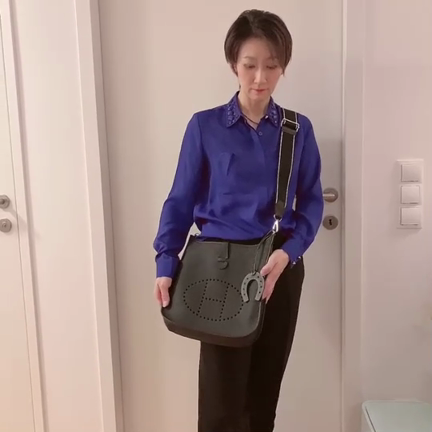 エヴリン29　エヴリンⅢ29　ノアール HERMES - エヴリン29 エヴリンⅢ29 ノアールの通販 by ちー@5/7〜発送