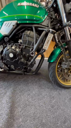 Kawasaki Z650RS POWERBOX FULL 2in1耐熱ブラックの記事動画