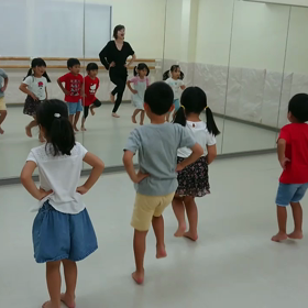 4歳からOK！キッズダンスの画像