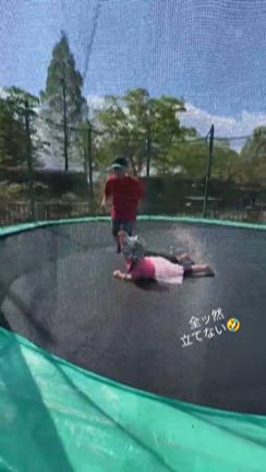 トランポリンの記事動画