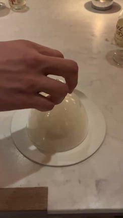 優待利用と麻布台ヒルズクリスマスマーケットの記事動画