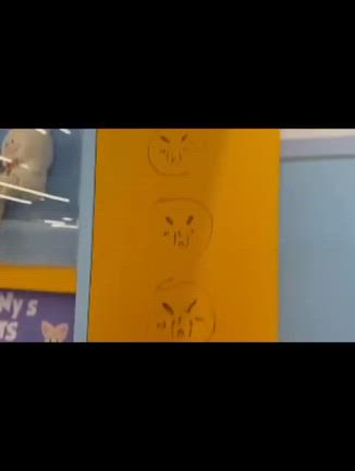 リノ＊インスタにポップアップの写真❣️《味噌が尊い》 ❥❥ソンス・SKZOOポップアップ訪問❥❥の記事動画