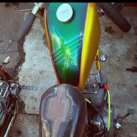 バイクカスタムの画像