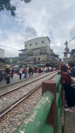5.22 家族旅行初日の記事動画
