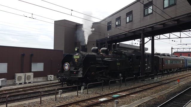 SL乗ったの記事動画
