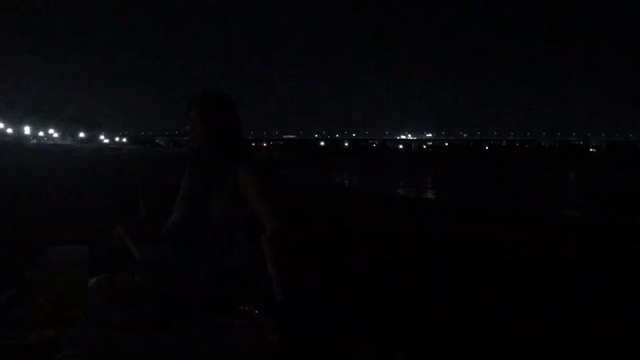 奇跡の新月サンセットクリスタルボウルとヨガ　開催の記事動画