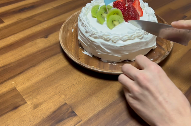 ジェンダーリビールケーキをやってみました！の記事動画