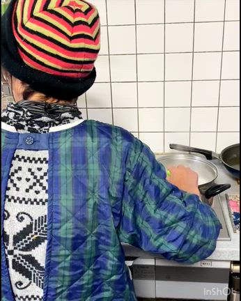 業務田スー子のtattoo記録の記事動画