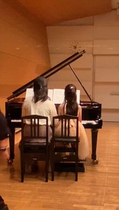 母娘二代で受け継ぐ音楽のバトン〜Aさんとお母様の『ウィンナーマーチ』〜の記事動画