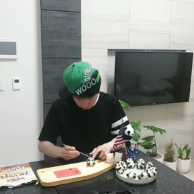 韓国男子のオススメ料理！パンダおにぎりの画像
