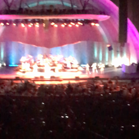 Hollywood Bowl コンサートCool&the Gangの画像