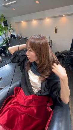 女子アナちゃんのスタイリング方法(曲がるようにカットされたお客様向け)の記事動画