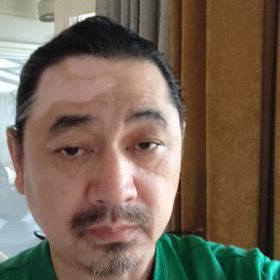 眼皮膚白皮症の画像