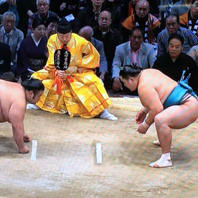 九州場所十二日目の画像
