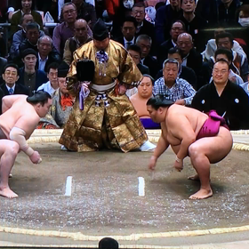 春場所九日目の画像
