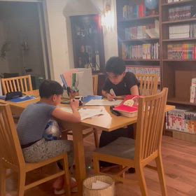二人でお勉強の画像