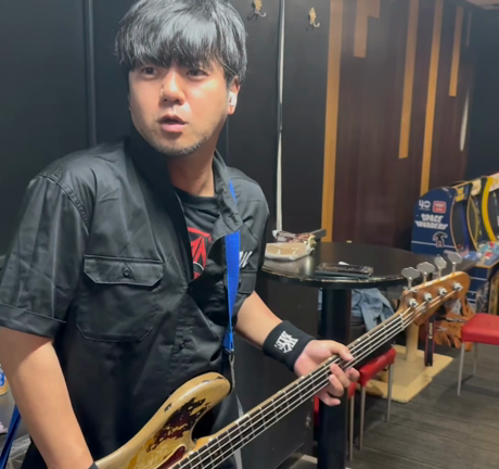 絶賛ツアー中。の記事動画