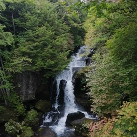 滝は見ていて心地良いです♪の画像
