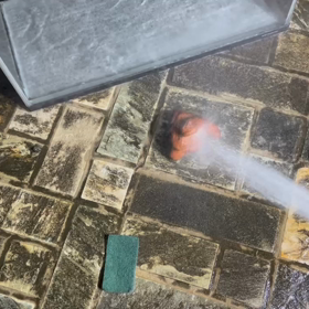水槽の水換えの画像