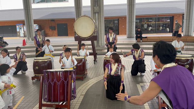 「空手と和太鼓〜和が織りなす感動の舞台」 ＠ユニバードーム学園都市駅前の記事動画