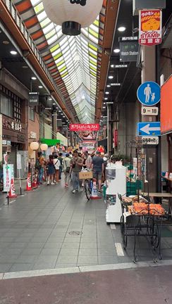 自宅で名店の味！ウスターソースと生卵で楽しむニューダルニーの大阪スタイルカレーの記事動画
