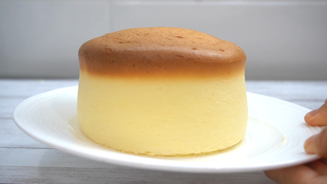 材料3つ！低糖質スフレチーズケーキ の作り方の記事動画