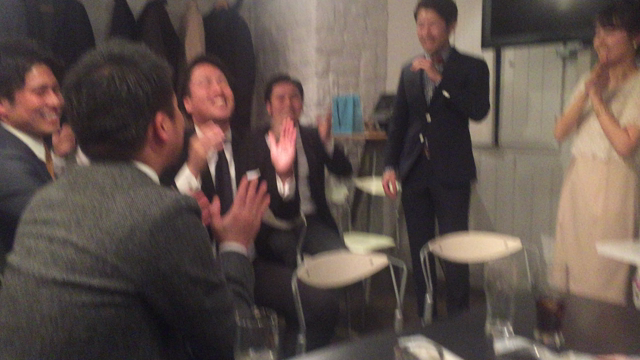 HappyWeddingの記事動画