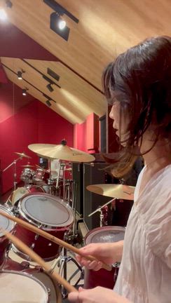 ドラムをやってみた日♪の記事動画