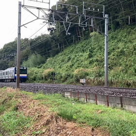 #総武快速電車 通過。 #雨降ってます☂️の画像