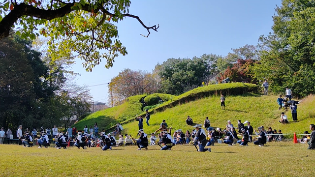 古戦場公園にぎわっていますの記事動画