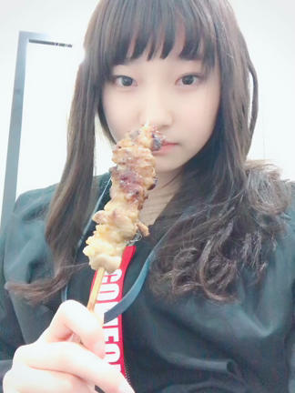 焼き鳥、里仲菜月の記事動画