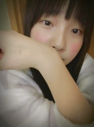 やっとだぉ里仲菜月の記事動画