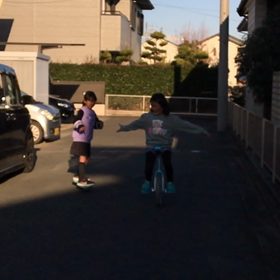 一輪車の画像