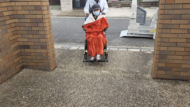 マドンナ、無事退院！の記事動画